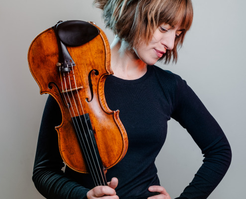 Fenella Humphreys (Roscoe Piano Trio) Fenella Humphreys (Roscoe Piano Trio)